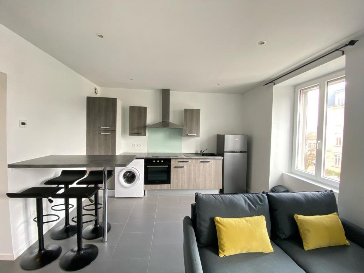 Tres Beau T2 42M2 Lumineux, Moderne Et Renove Avec Fibre Apartment Белфор Екстериор снимка